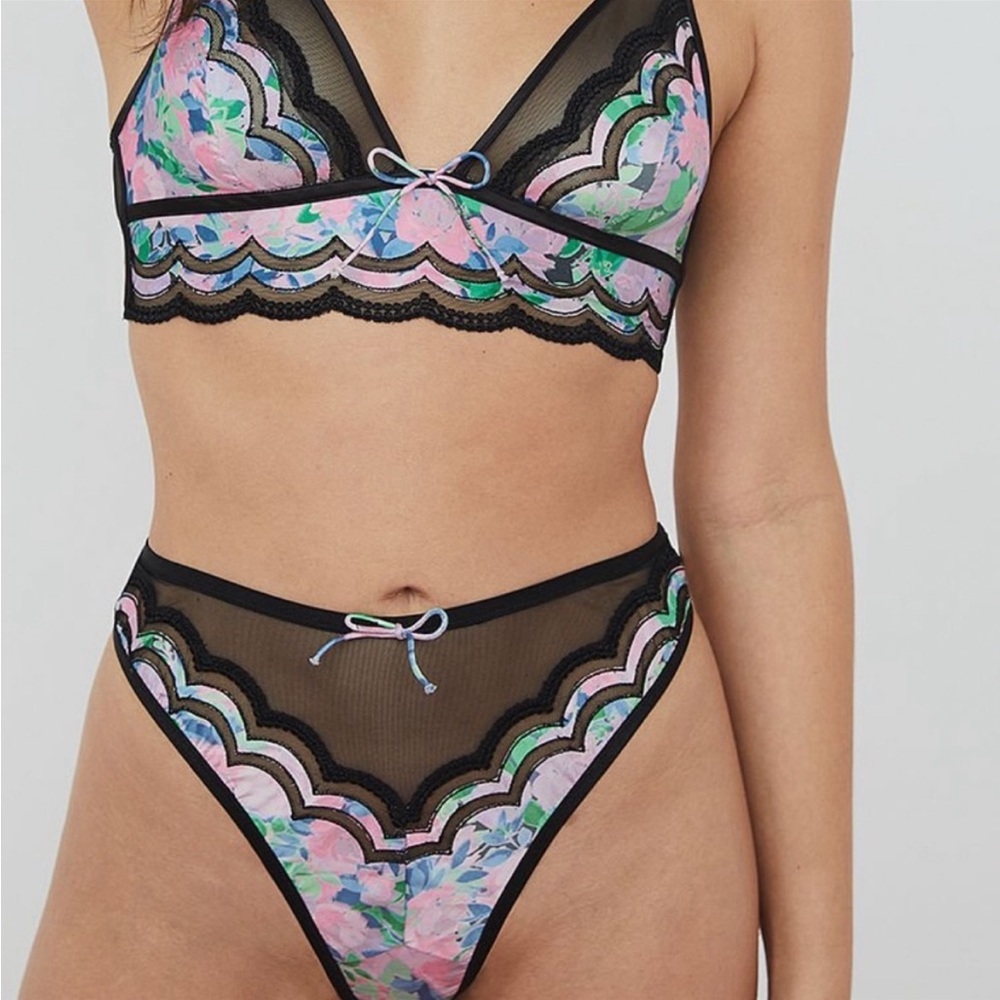 For Love & Lemons Odette Floral Bra & Panty 2 Pc Lingerie Set small panty